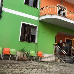  Hostel Green Hostel Arnavutluk